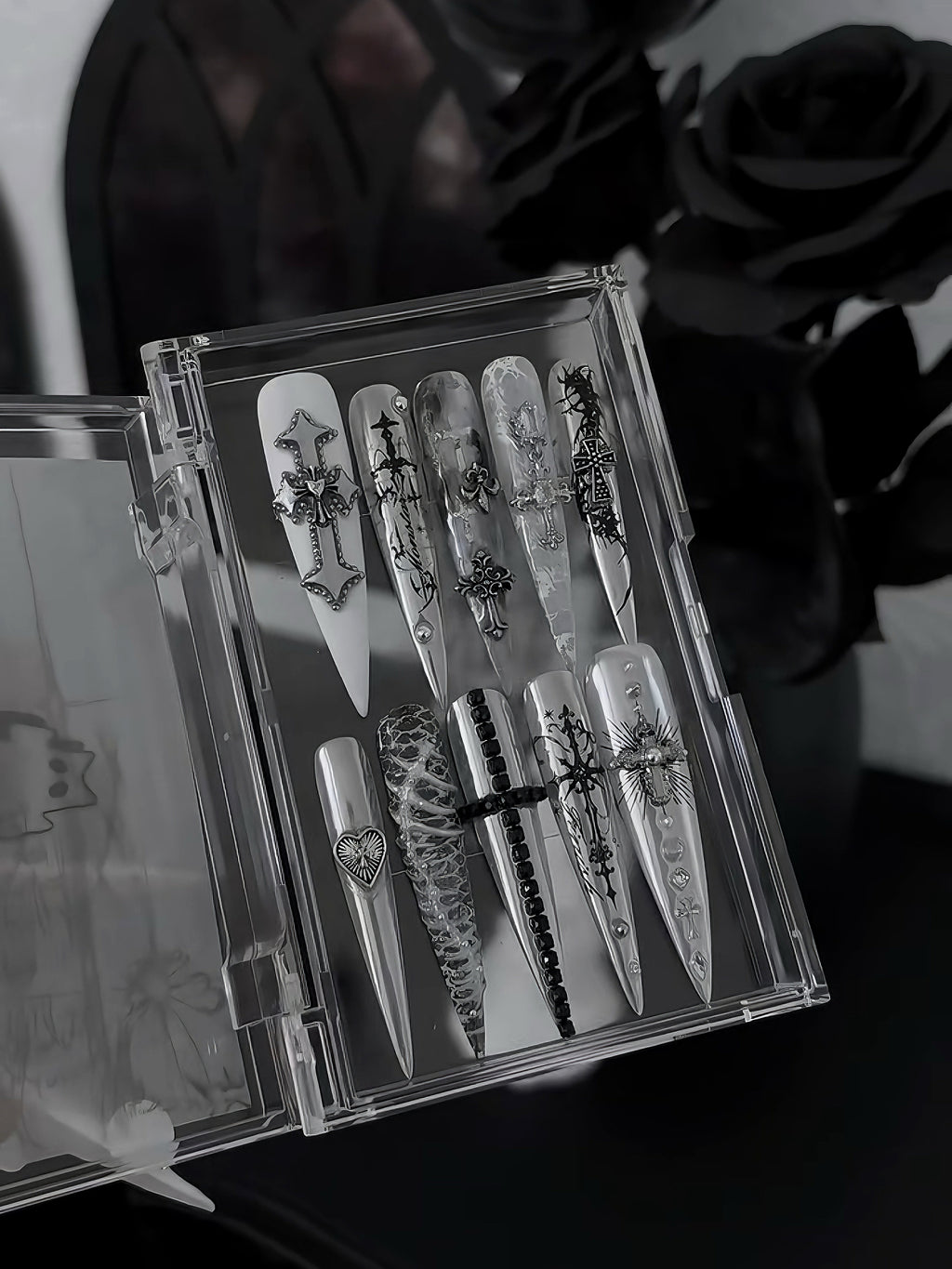 Handmade Stiletto Press‑on Nails ｜Dark Spire