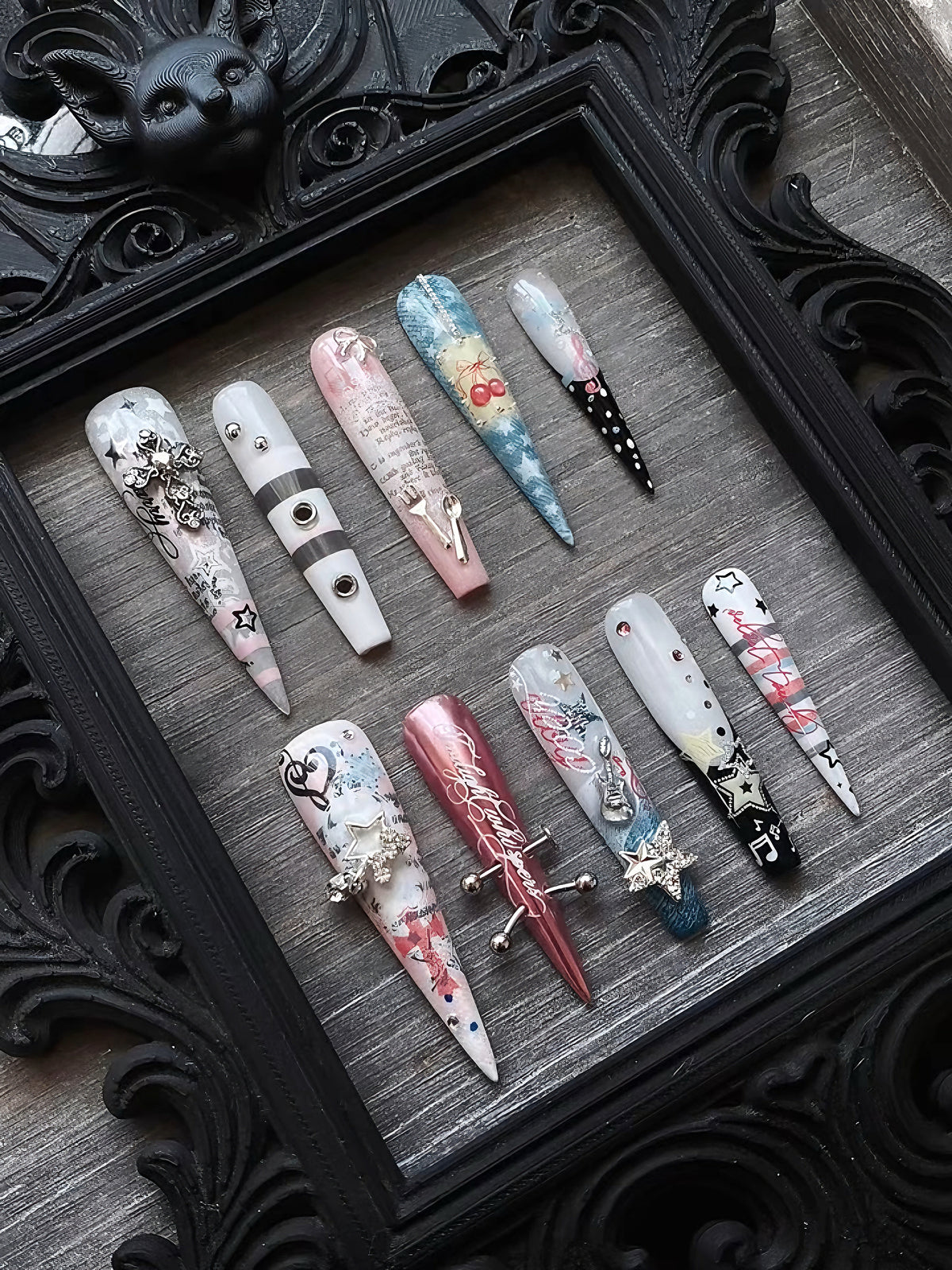 Handmade Stiletto Press‑on Nails ｜Y2K Sweet Chaos
