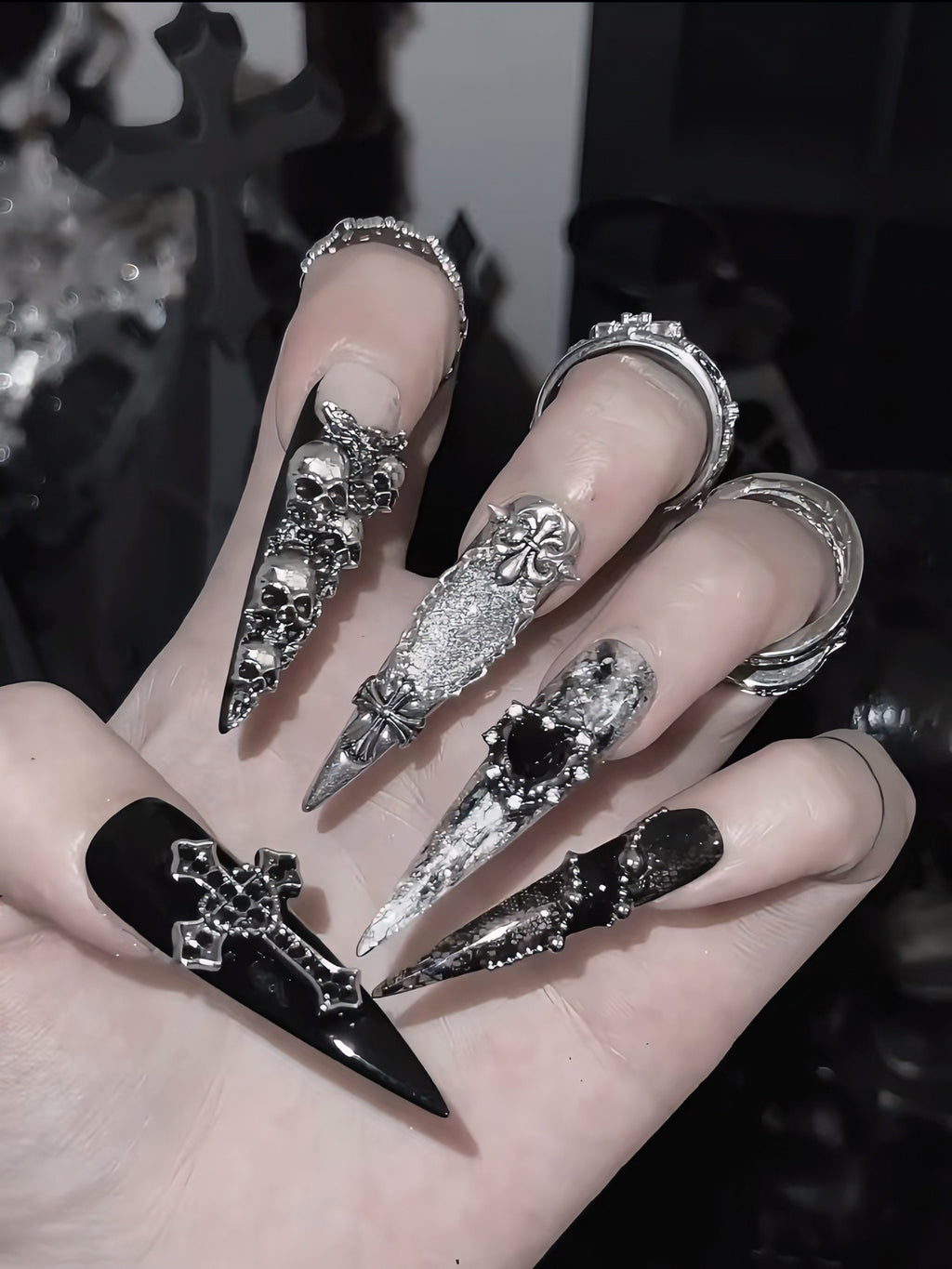 Handmade Stiletto Press‑on Nails｜ Dark Specter