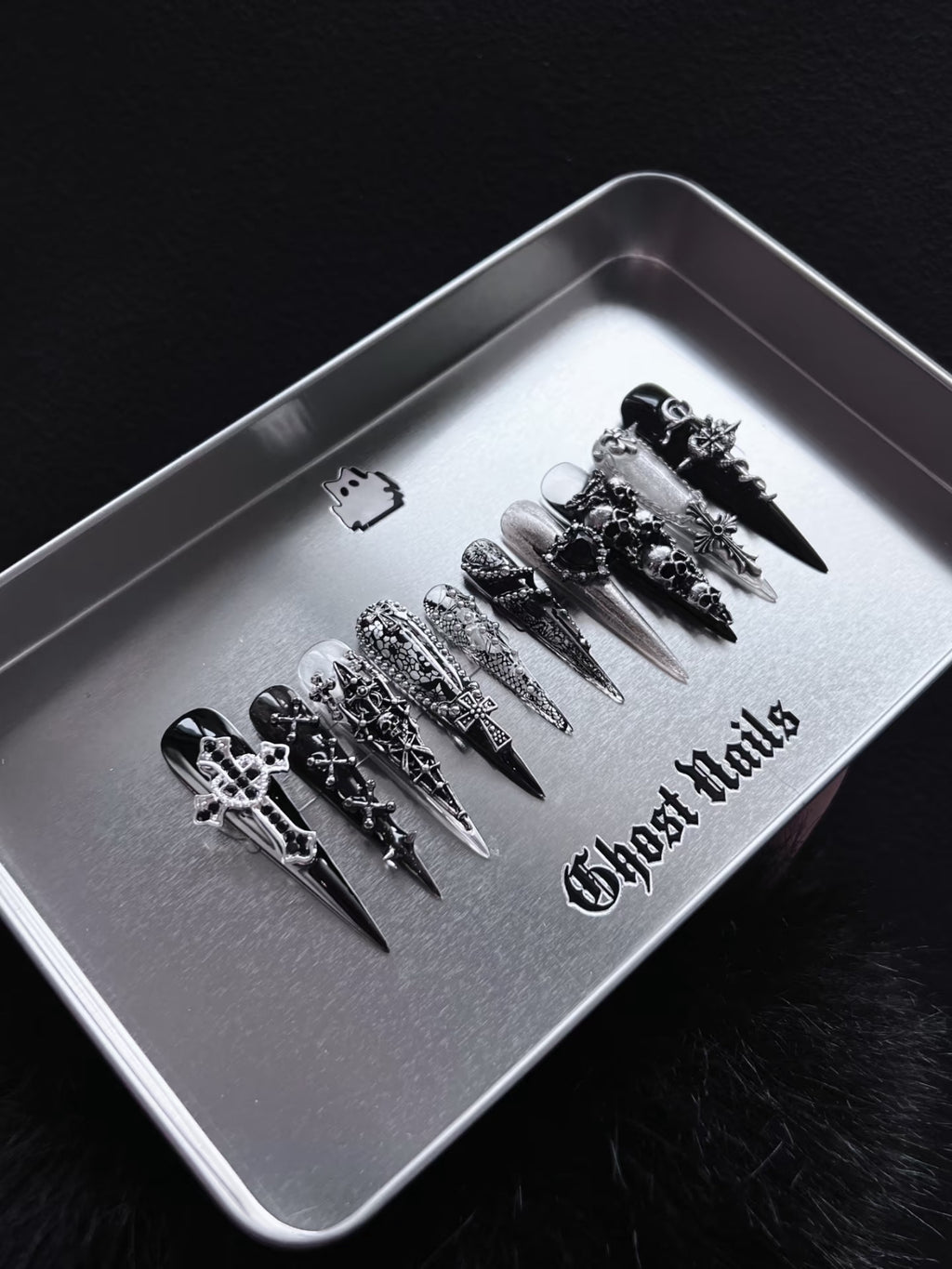 Handmade Stiletto Press‑on Nails｜ Dark Specter