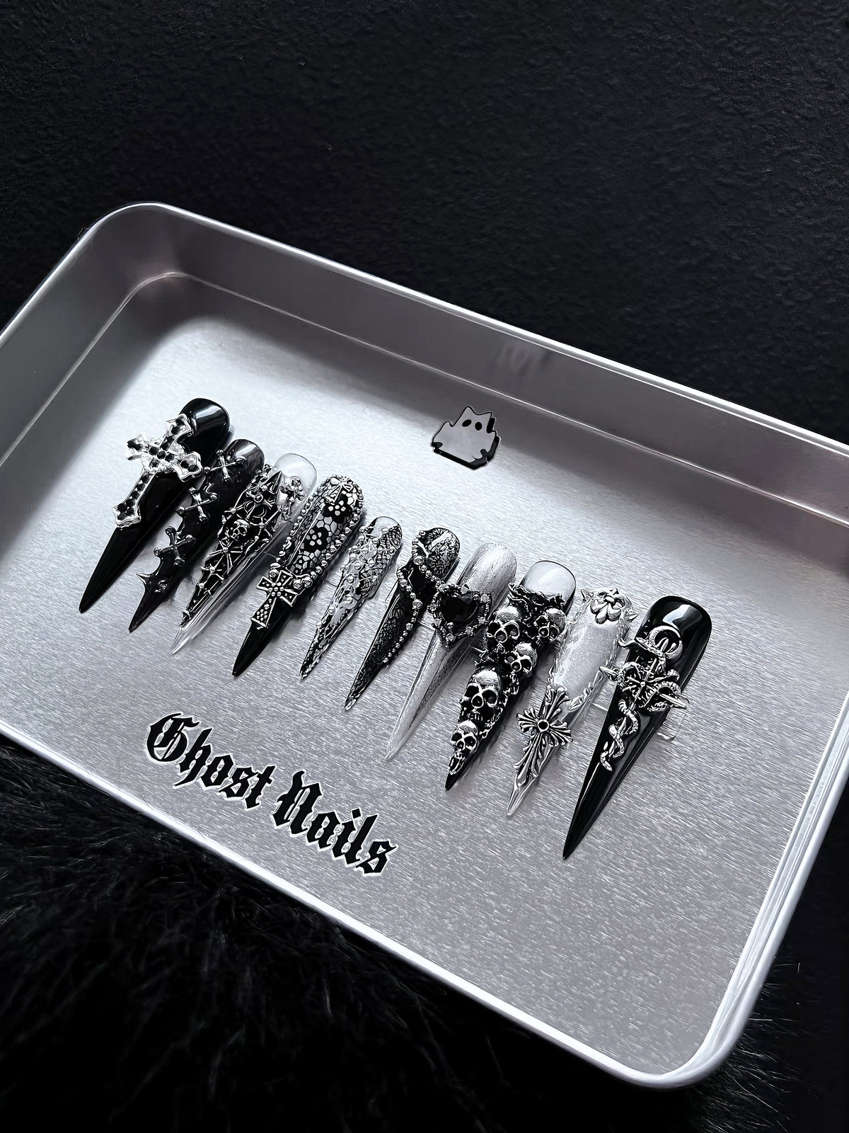 Handmade Stiletto Press‑on Nails｜ Dark Specter