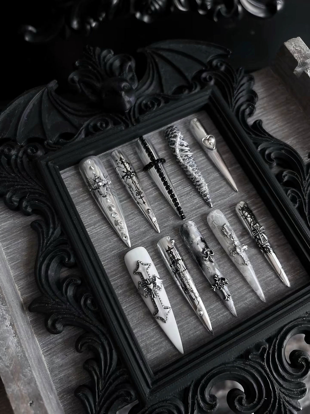 Handmade Stiletto Press‑on Nails ｜Dark Spire