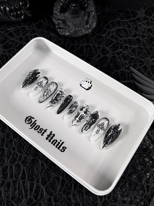 Handmade Short Press‑on Nails ｜Obsidian Lullaby